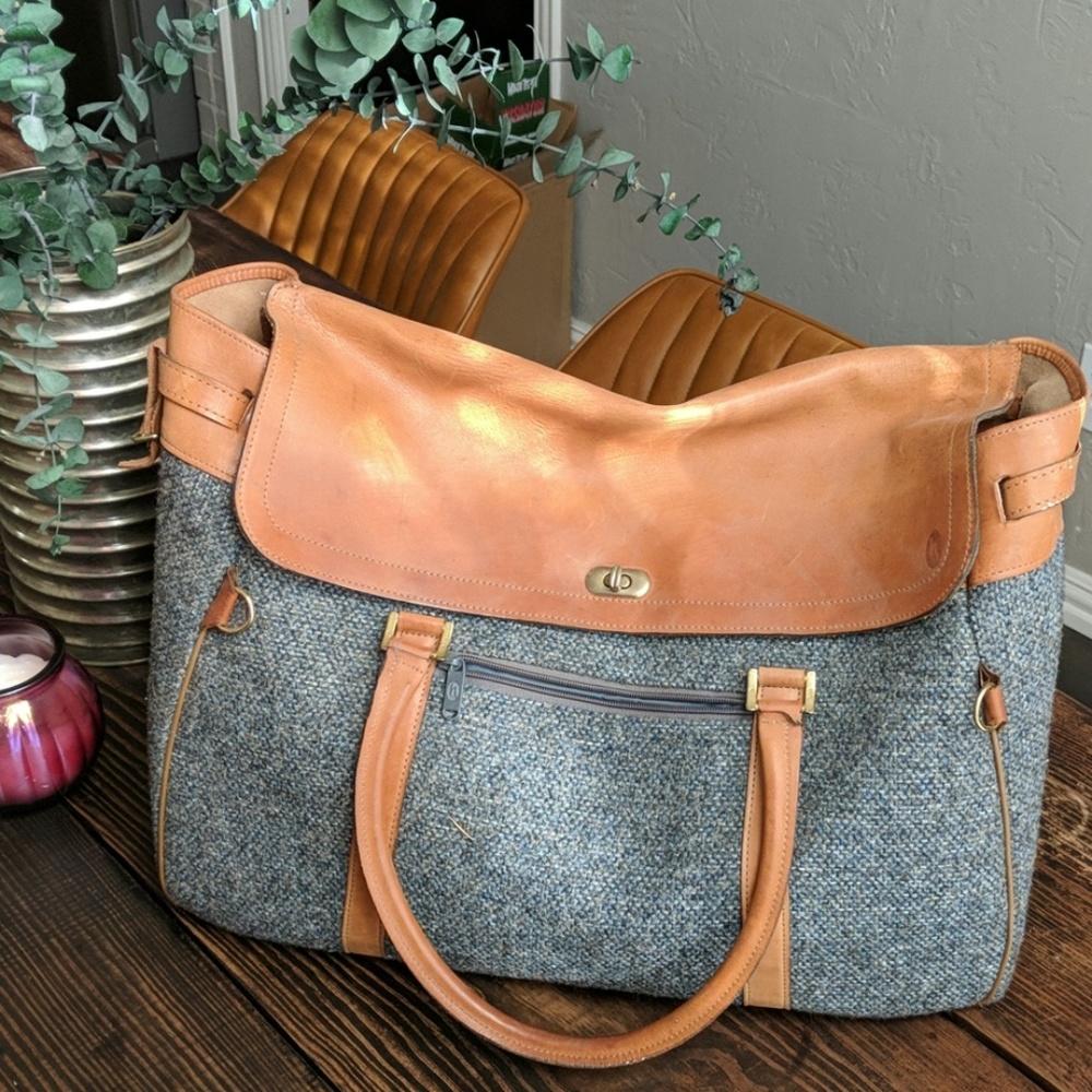 Vintage tweed and leather Hartmann weekend bag